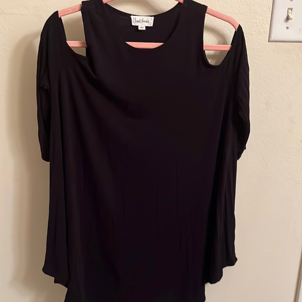 Cloud chaser size large black top with shoulder cut outs long sleeve